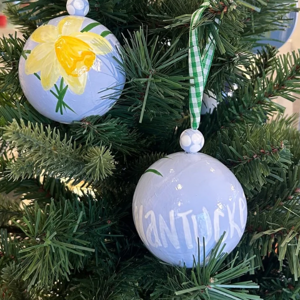 Daffodil Round Ornament