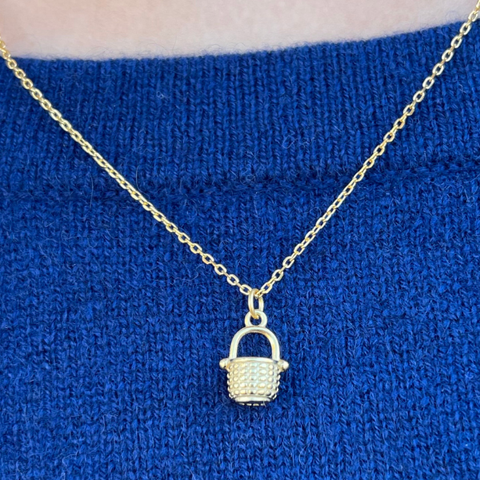 Petite Nantucket Basket Necklace in Gold