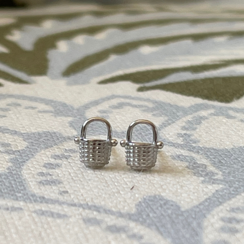 Nantucket Basket Stud Earrings in Silver