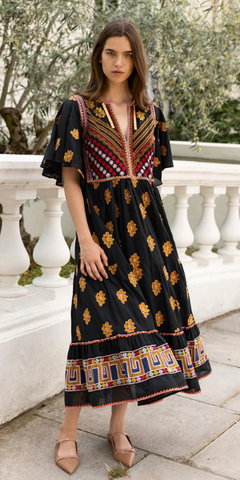 Flirty V Neck Maxi in Lucknow Black